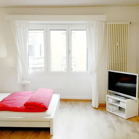 Hitrental Central Apartman *